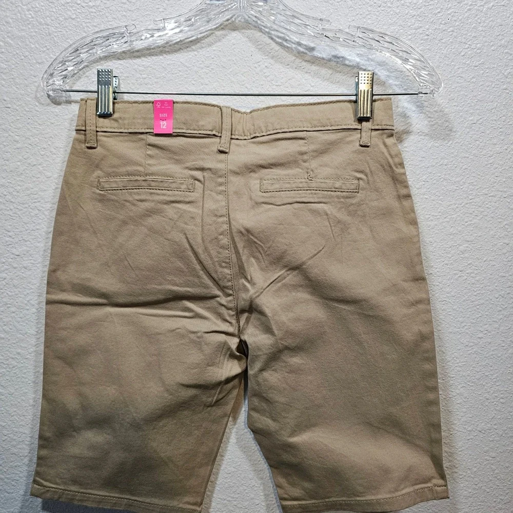 The Childrens Place Boys Khaki Chino Shorts Stretch Twill Tan Size 12 NWT